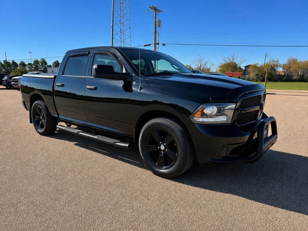 2014 RAM 1500 Express — photo 1 of 8
