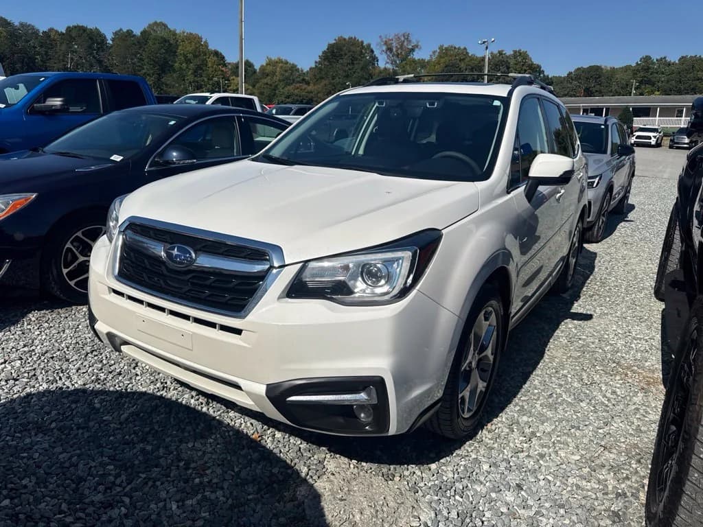 2017 Subaru Forester Touring — photo 1 of 5