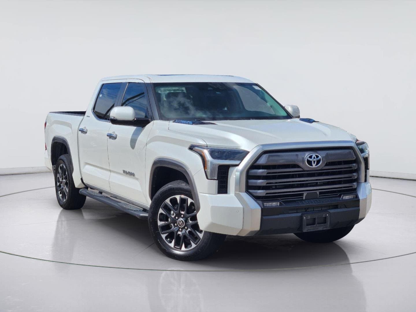 2024 Toyota Tundra 4WD Base — photo 1 of 31