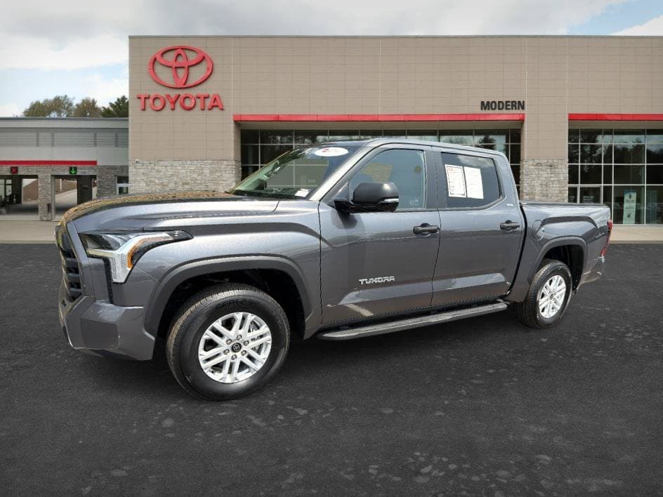 2024 Toyota Tundra 4WD SR5 — photo 1 of 21