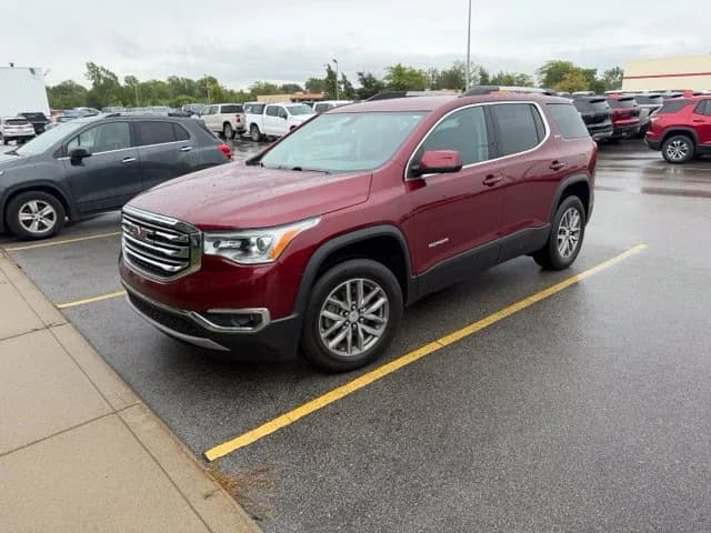 2017 GMC Acadia SLE — photo 1 of 10