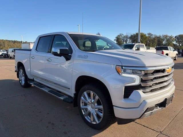 2024 Chevrolet Silverado 1500 High Country — photo 1 of 25