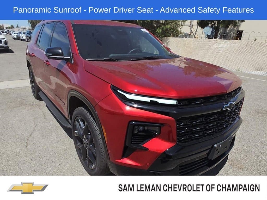 2025 Chevrolet Traverse Base — photo 1 of 21