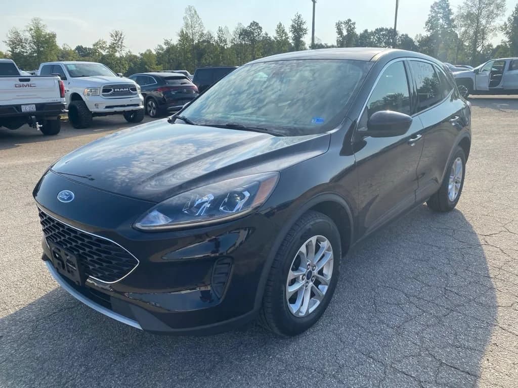 2020 Ford Escape SE — photo 1 of 15