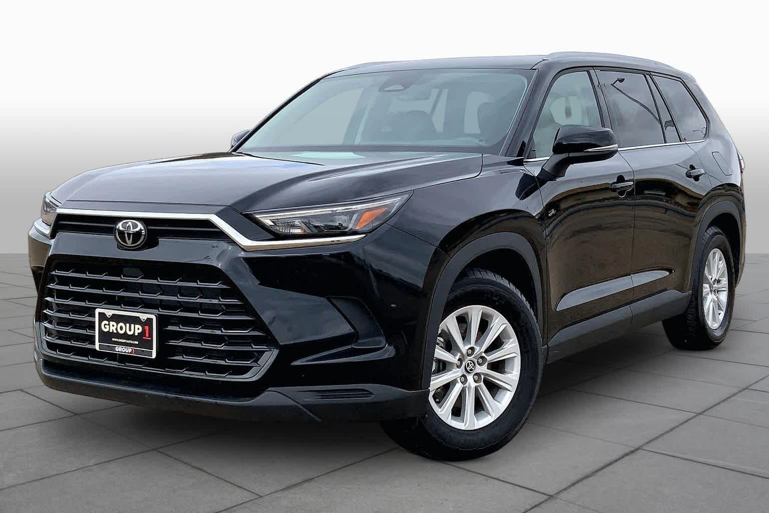 2025 Toyota Grand Highlander XLE — photo 1 of 36