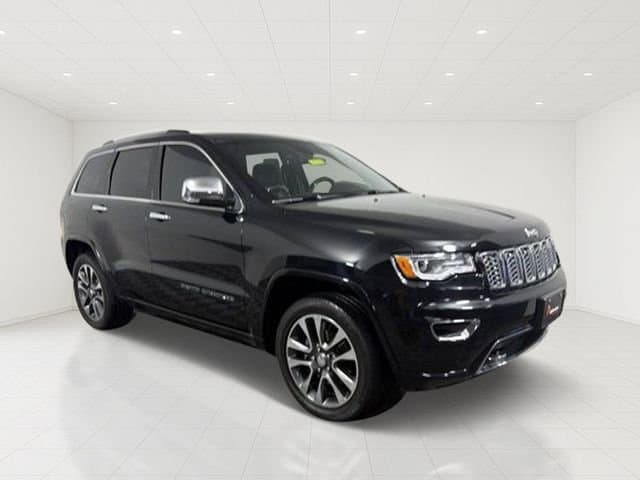 2017 Jeep Grand Cherokee Overland — photo 1 of 35