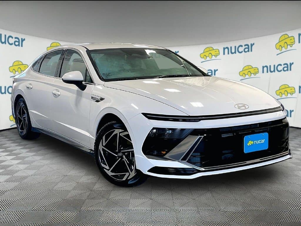 2026 Hyundai Sonata SEL Sport — photo 1 of 35