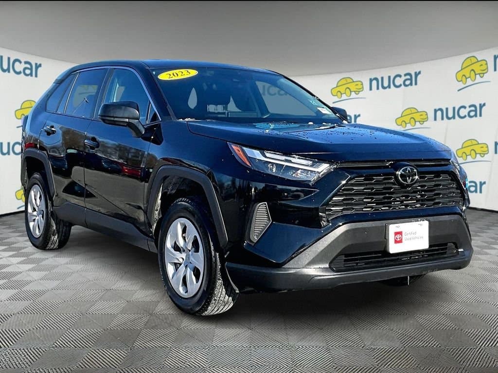 2024 Toyota RAV4 LE — photo 1 of 36
