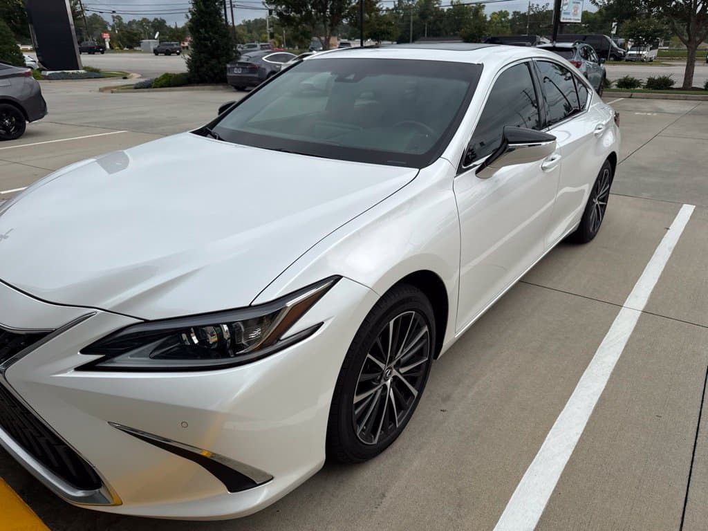2024 Lexus ES ES 350 — photo 1 of 3