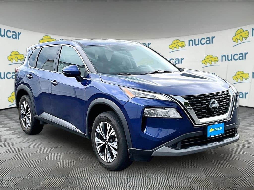 2022 Nissan Rogue SV — photo 1 of 32