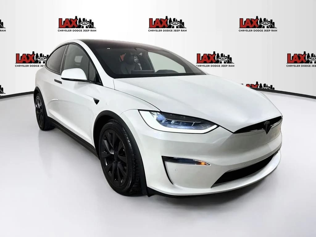 2023 Tesla Model X Standard Range — photo 1 of 33