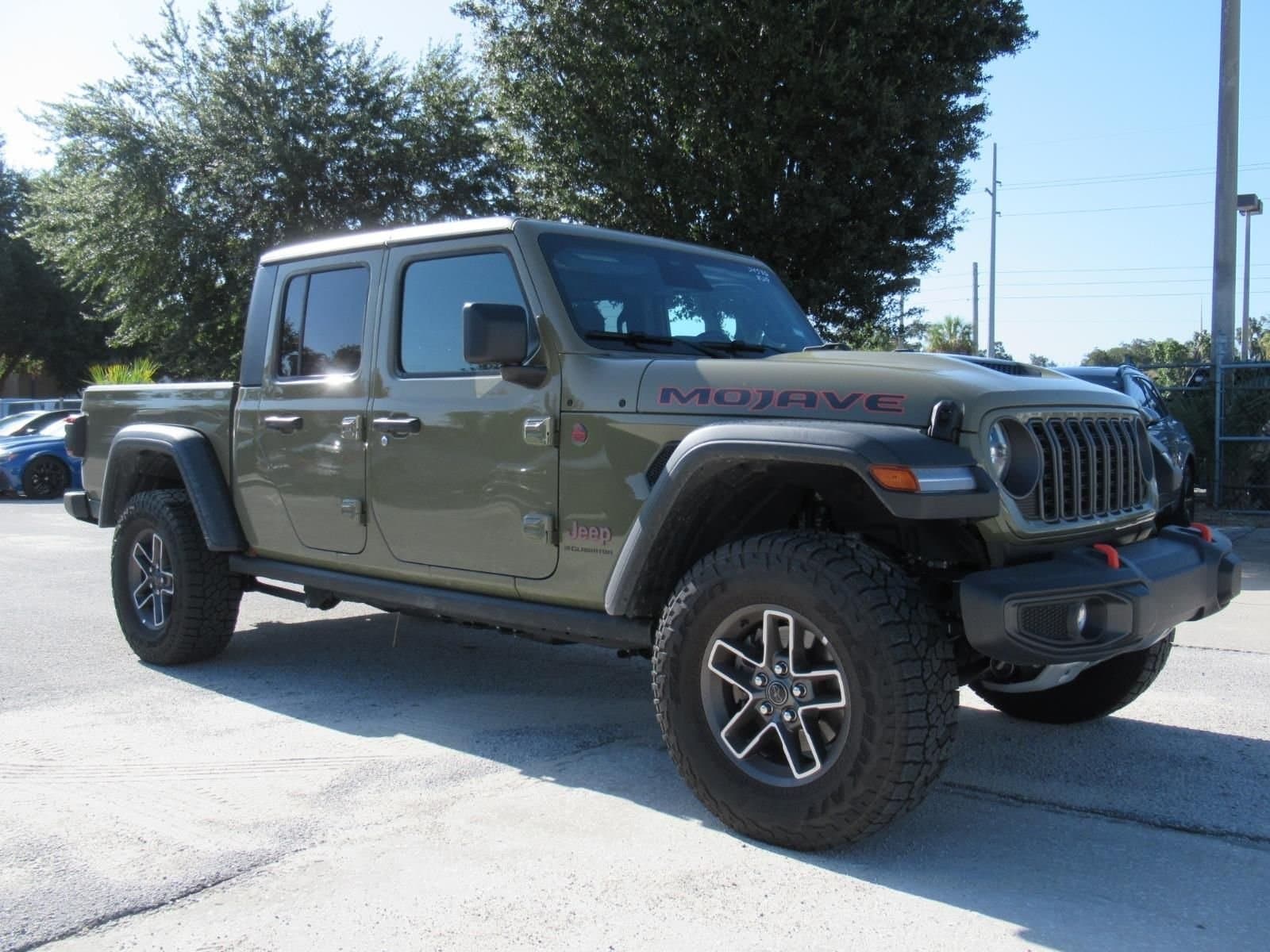 2026 Jeep Gladiator Mojave — photo 1 of 5