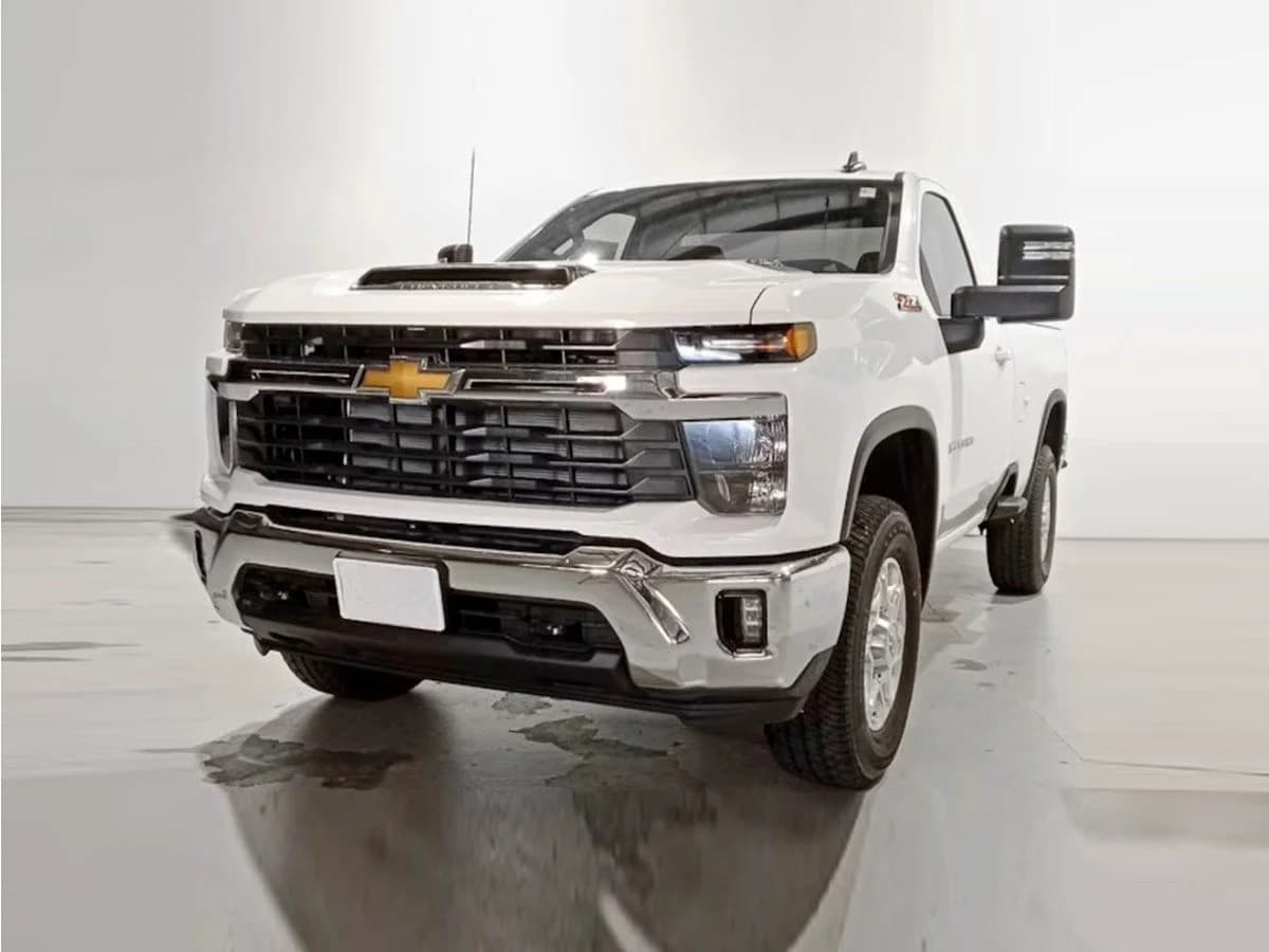 2026 Chevrolet Silverado 3500HD Work Truck — photo 1 of 1
