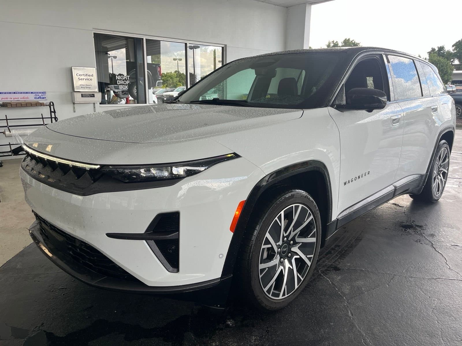 2025 Jeep Wagoneer S Limited — photo 1 of 27