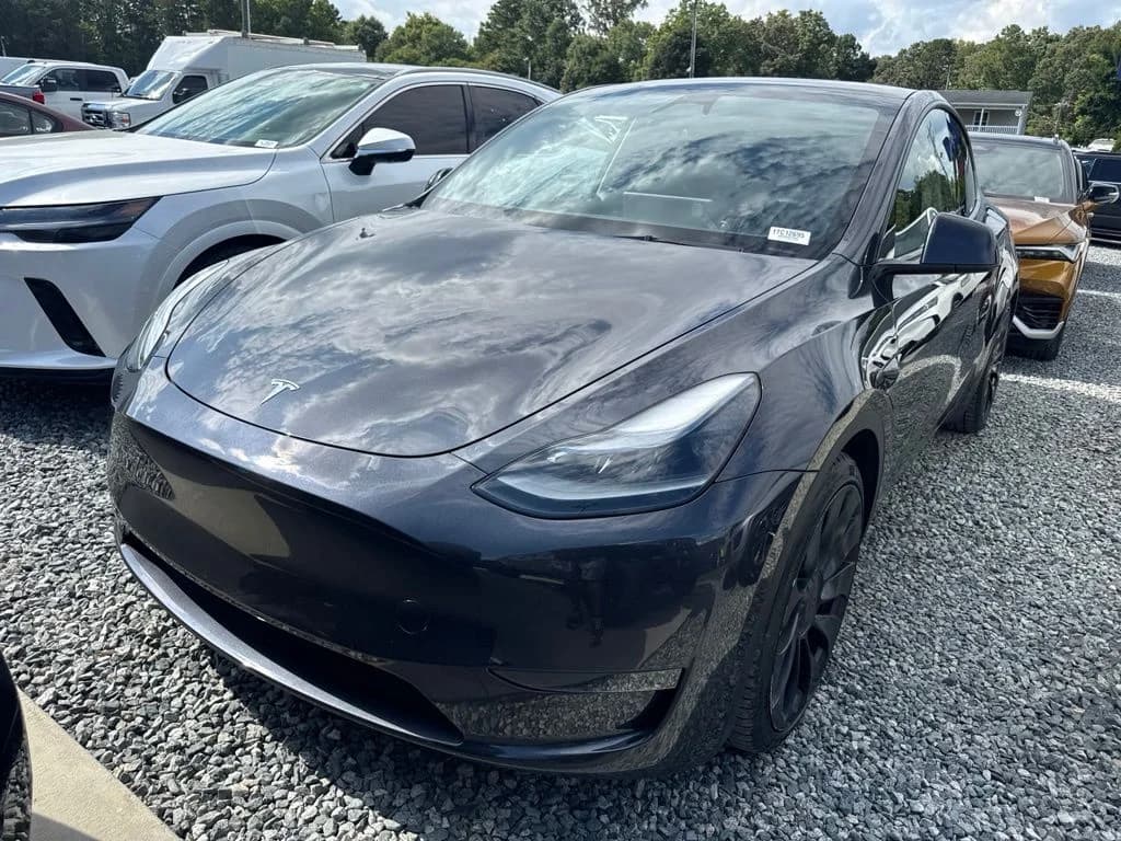 2024 Tesla Model Y Performance — photo 1 of 5
