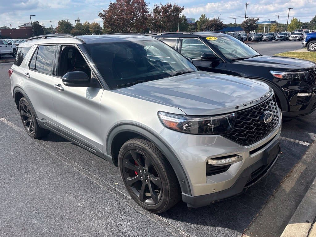 2021 Ford Explorer ST — photo 1 of 9