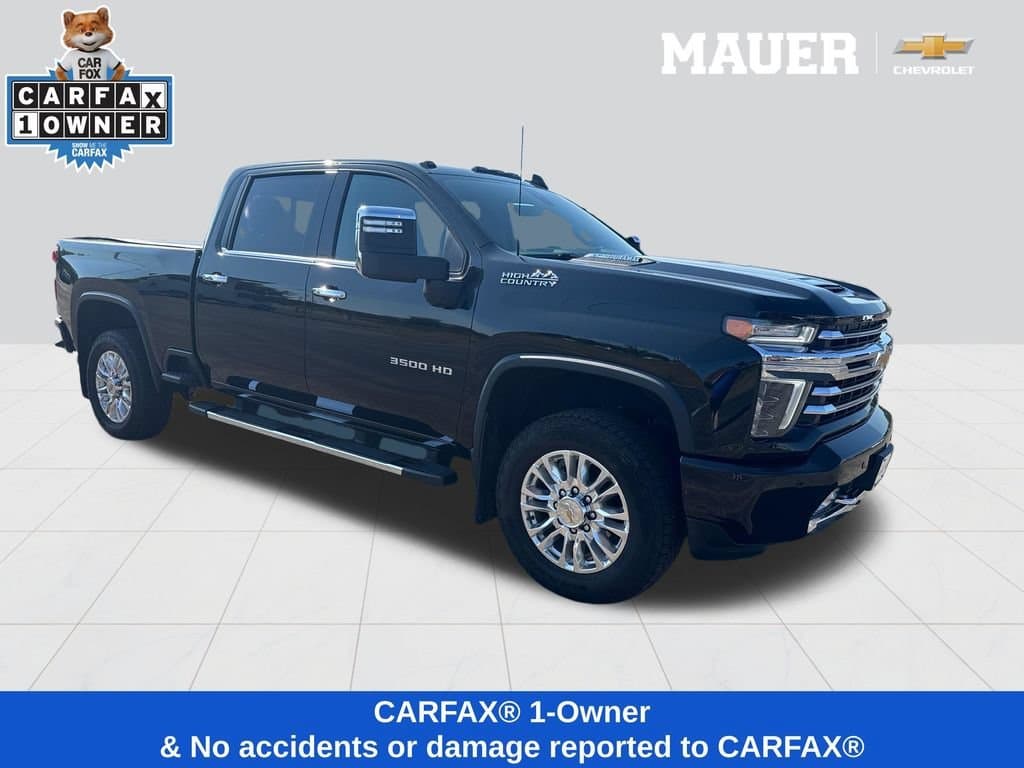 2022 Chevrolet Silverado 3500 HD High Country — photo 1 of 21