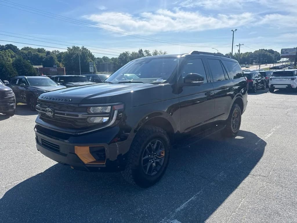 2025 Ford Expedition Tremor — photo 1 of 33