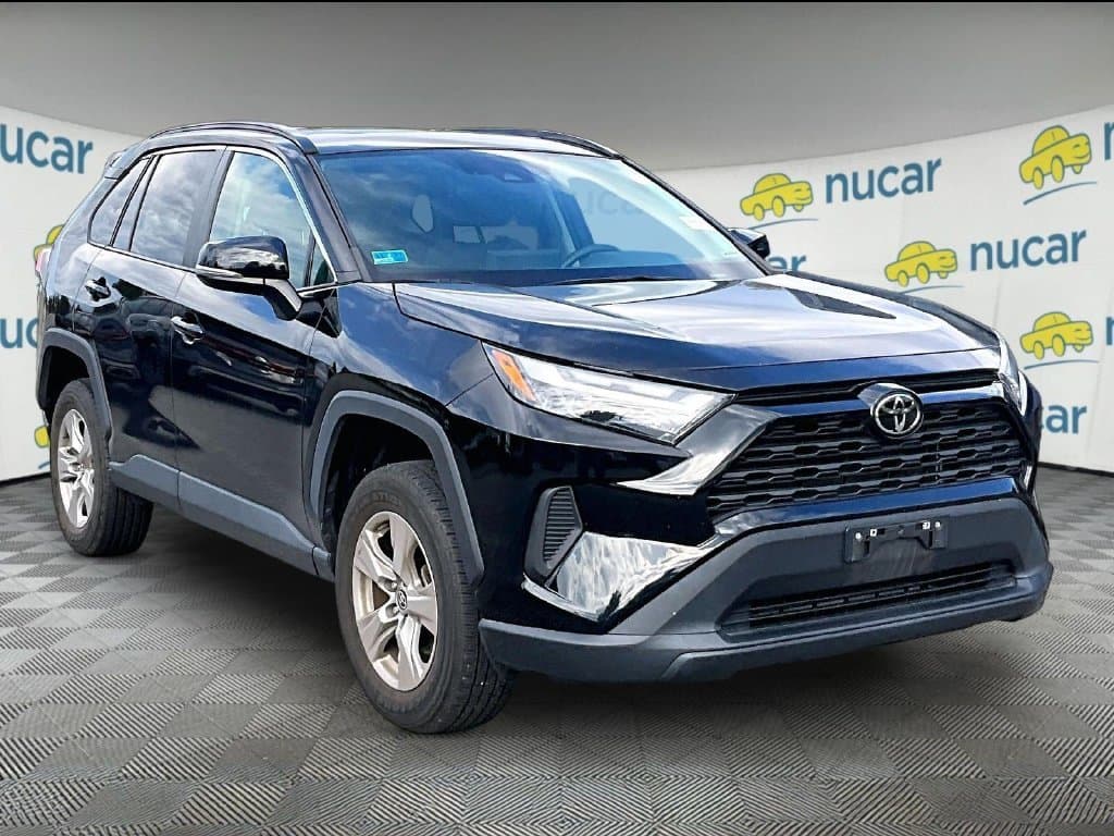 2023 Toyota RAV4 XLE — photo 1 of 15