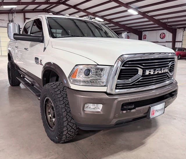 2018 RAM 2500 Laramie Longhorn — photo 1 of 47