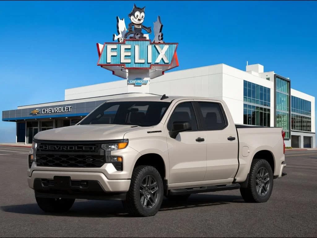 2026 Chevrolet Silverado 1500 Custom — photo 1 of 11