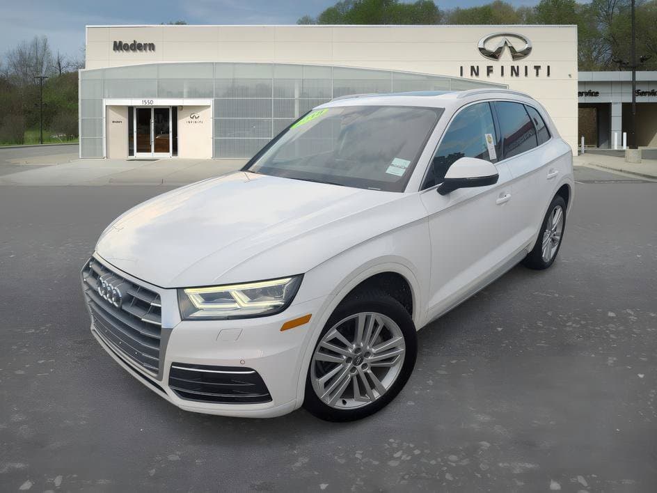 2018 Audi Q5 Premium Plus — photo 1 of 32