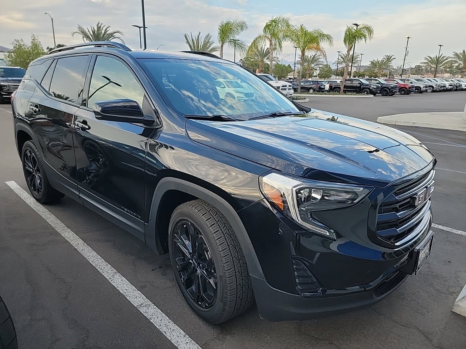 2019 GMC Terrain SLE — photo 1 of 5