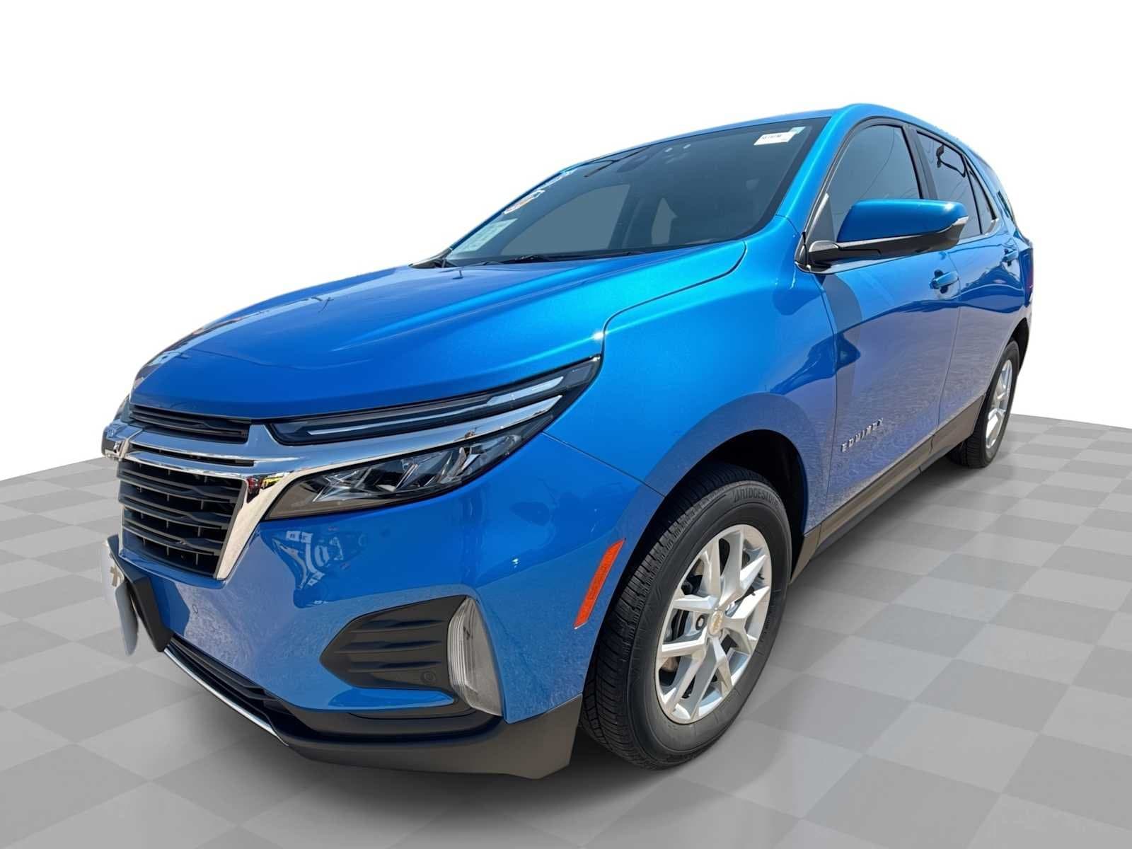 2024 Chevrolet Equinox LT — photo 1 of 33