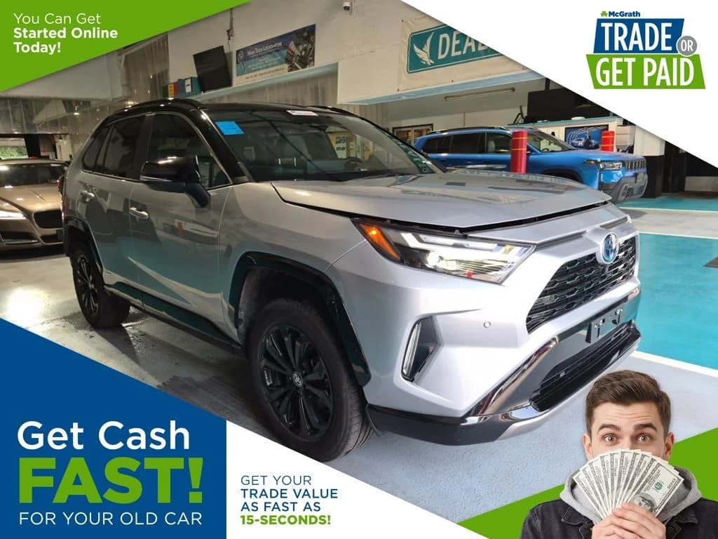2024 Toyota RAV4 Hybrid XSE — photo 1 of 18
