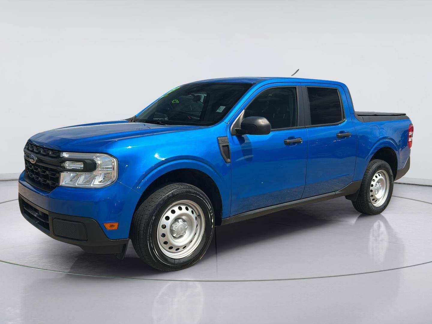 2022 Ford Maverick XL — photo 1 of 35