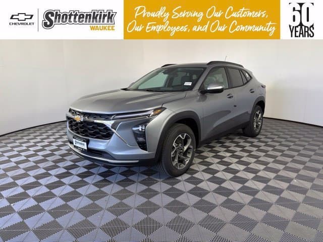2026 Chevrolet Trax LT — photo 1 of 63