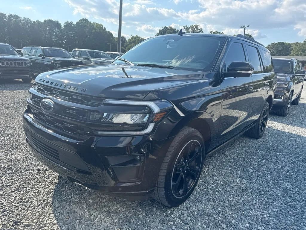 2022 Ford Expedition Limited — photo 1 of 6