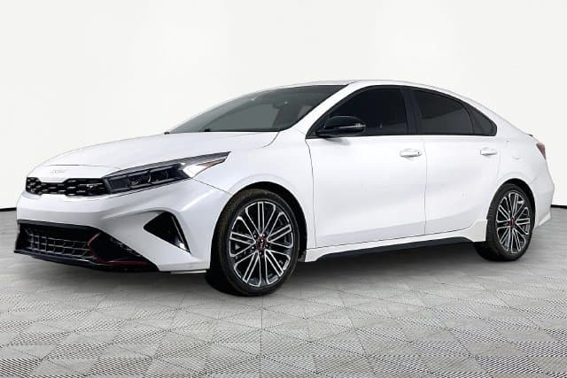 2022 Kia Forte GT — photo 1 of 4