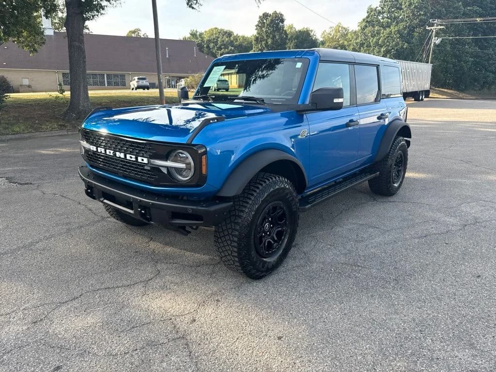 2024 Ford Bronco Wildtrak — photo 1 of 41