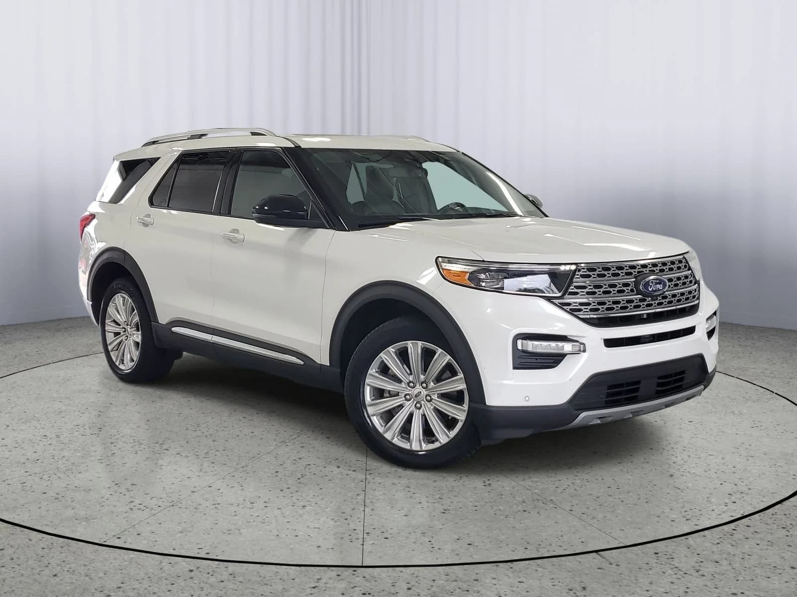 2020 Ford Explorer Limited — photo 1 of 30