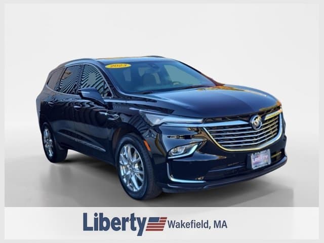 2023 Buick Enclave Essence — photo 1 of 24