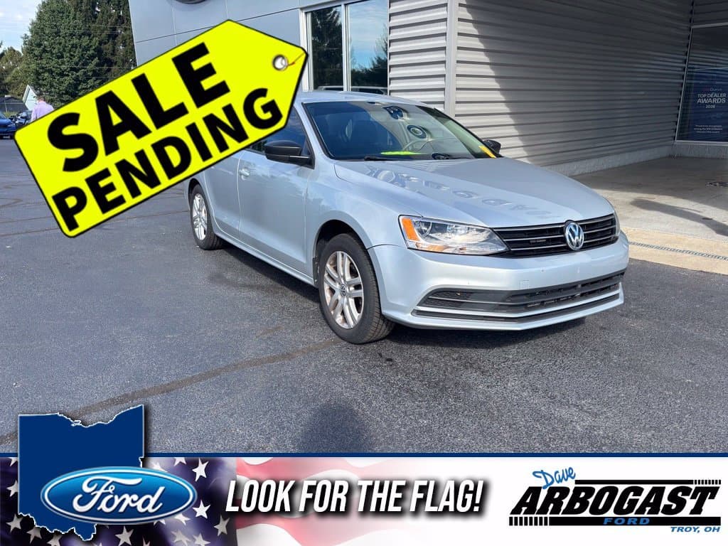 2015 Volkswagen Jetta Sedan 2.0L S — photo 1 of 10