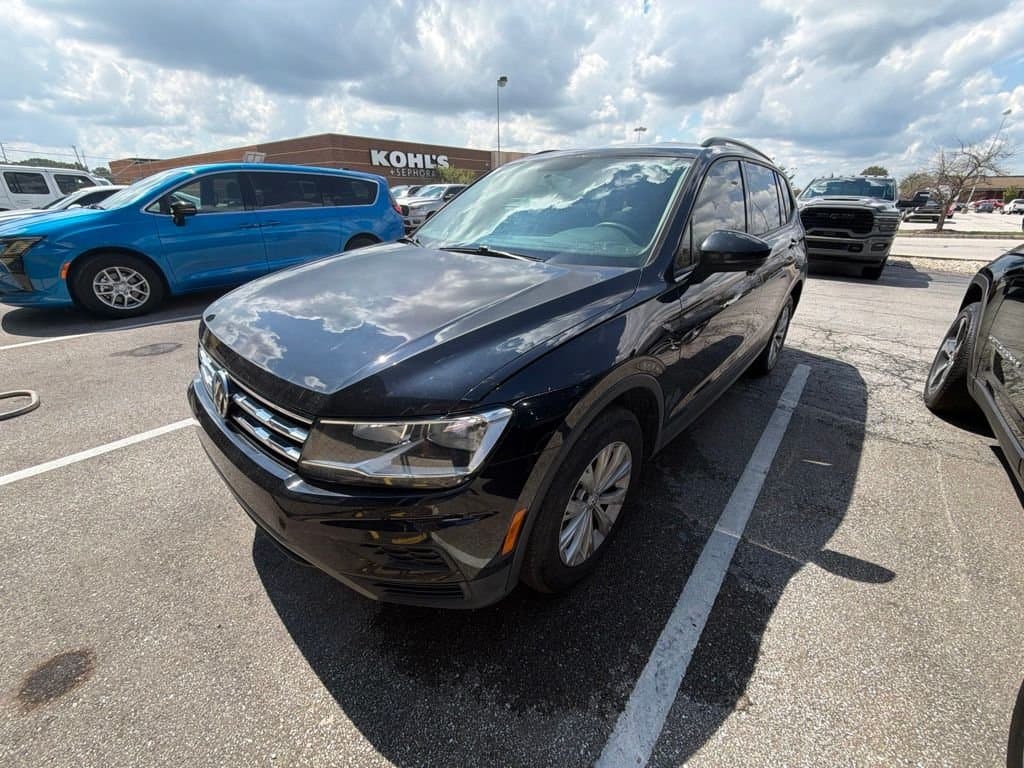 2018 Volkswagen Tiguan 2.0T S — photo 1 of 23