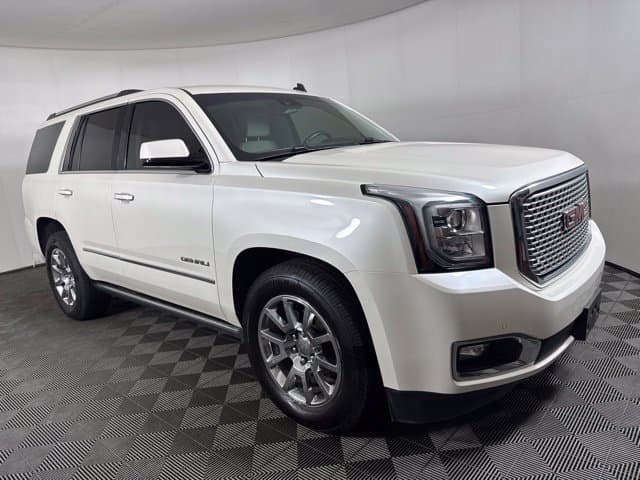 2015 GMC Yukon Denali — photo 1 of 24