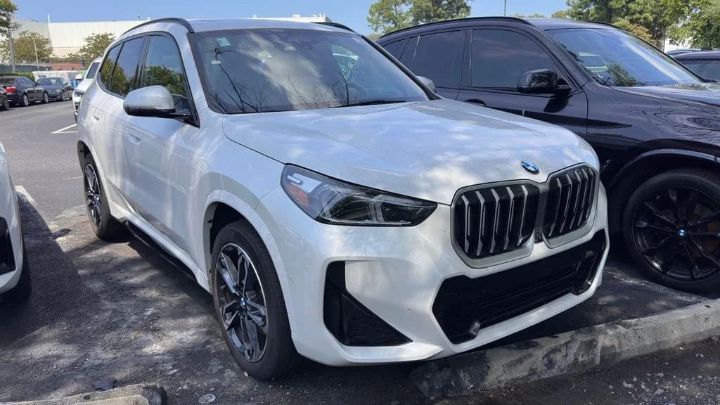 2023 BMW X1 xDrive28i — photo 1 of 12