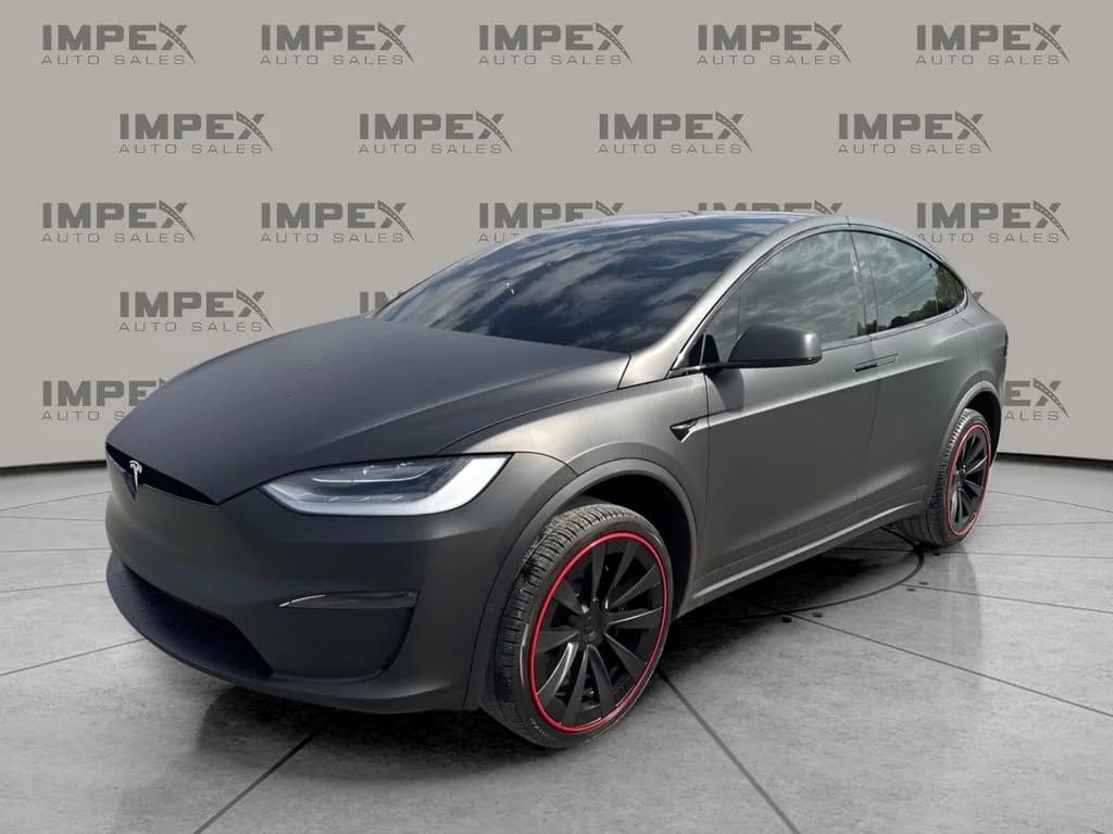2023 Tesla Model X Plaid — photo 1 of 6