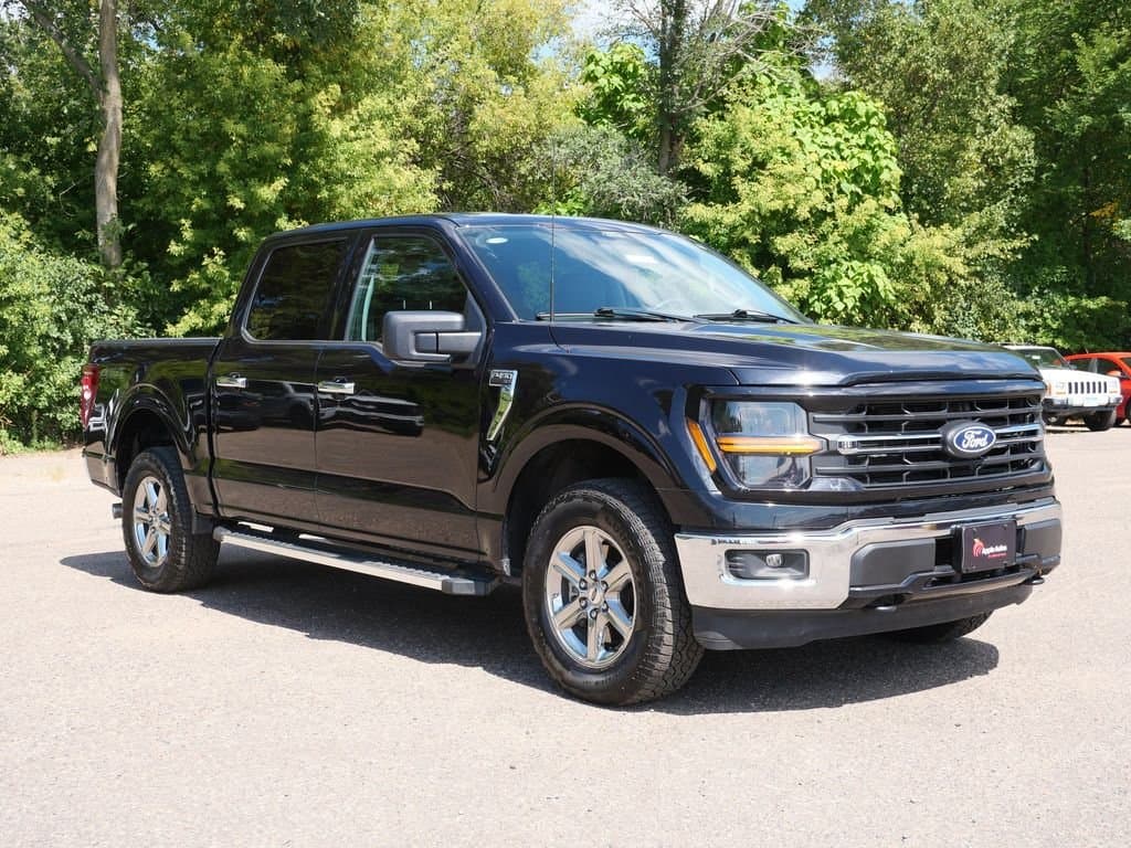 2025 Ford F-150 XLT — photo 1 of 28