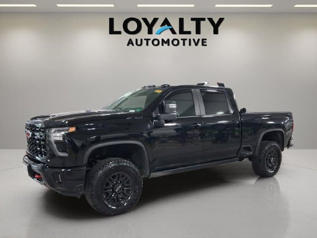 2024 Chevrolet Silverado 2500HD ZR2 — photo 1 of 37
