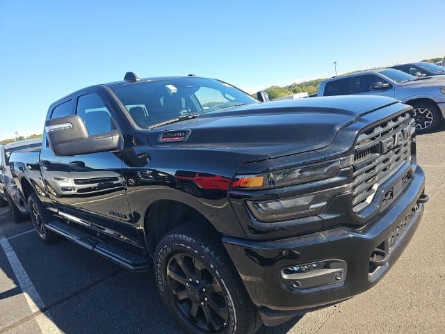 2025 RAM 2500 Big Horn — photo 1 of 8