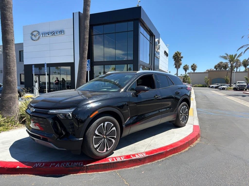 2024 Chevrolet Blazer EV LT — photo 1 of 29