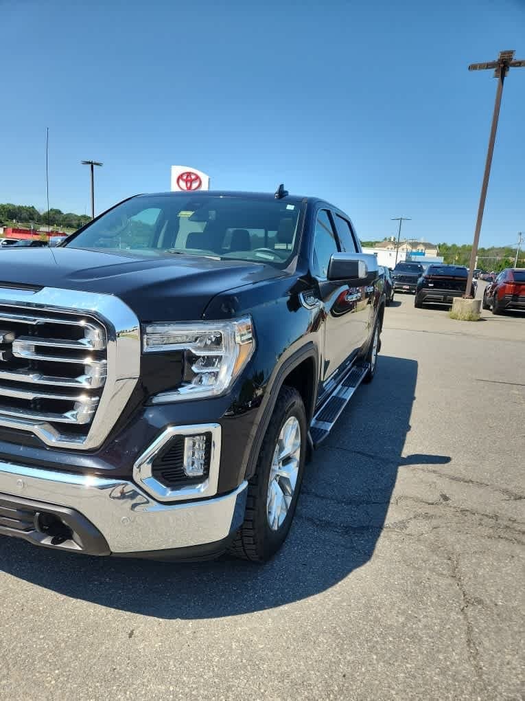 2022 GMC Sierra 1500 Limited SLT — photo 1 of 6
