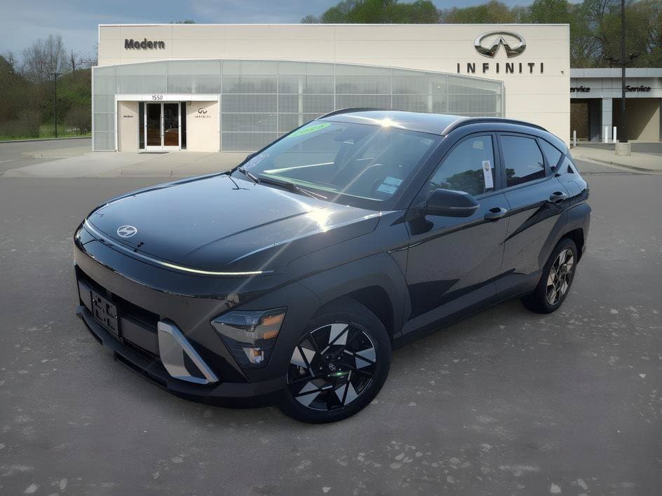 2025 Hyundai Kona SEL — photo 1 of 32