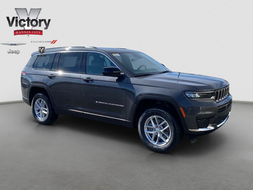 2026 Jeep Grand Cherokee L Laredo — photo 1 of 62