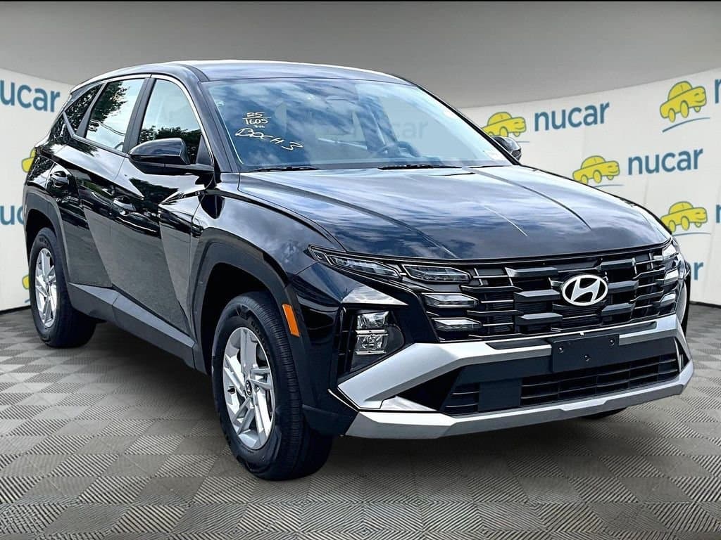 2025 Hyundai Tucson SE — photo 1 of 16