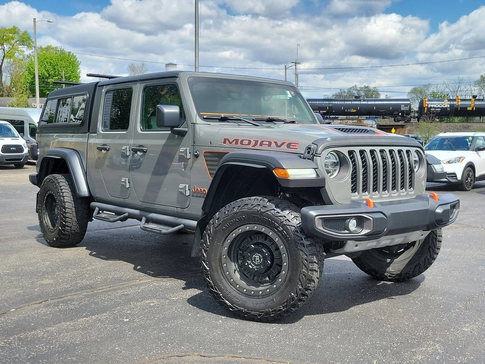 2021 Jeep Gladiator Mojave — photo 1 of 25